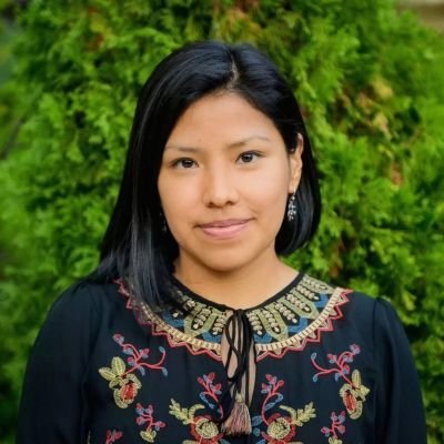 Indira Huilca Flores